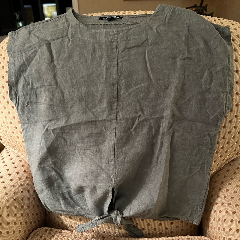 Charlie B women’s olive linen top shirt